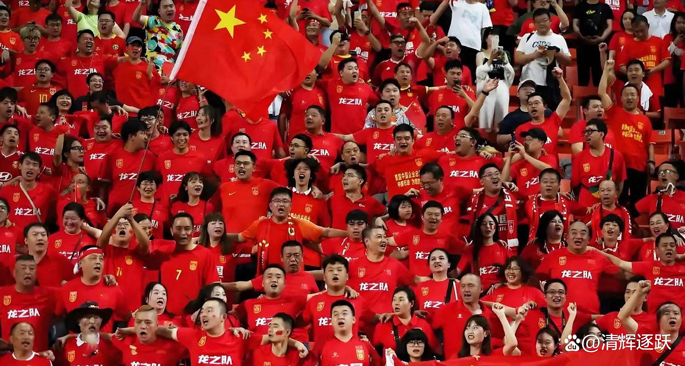 国内足球比赛频频上演精彩对决，球迷热情不减的简单介绍